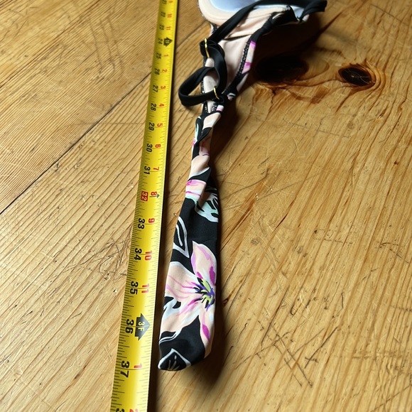 💚 3 for $15 💚 - Xhilaration Floral Swim Top Women size XS - Picture 5 of 16